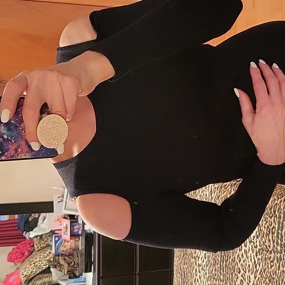 LIKE NEW Elegant Black Cold Shoulder Bodycon Knit Dress, XS - Picture 11 of 16